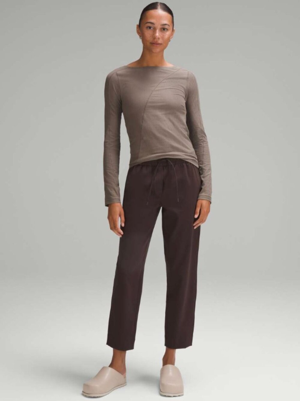 NWOT Lululemon Tapered-Leg Mid-Rise Pant SIZE M *Luxtreme in Espresso